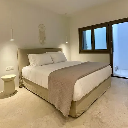 Fenia's Paradise Villa *